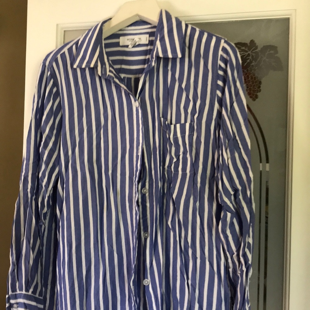 Preppy blue and white button down blouse